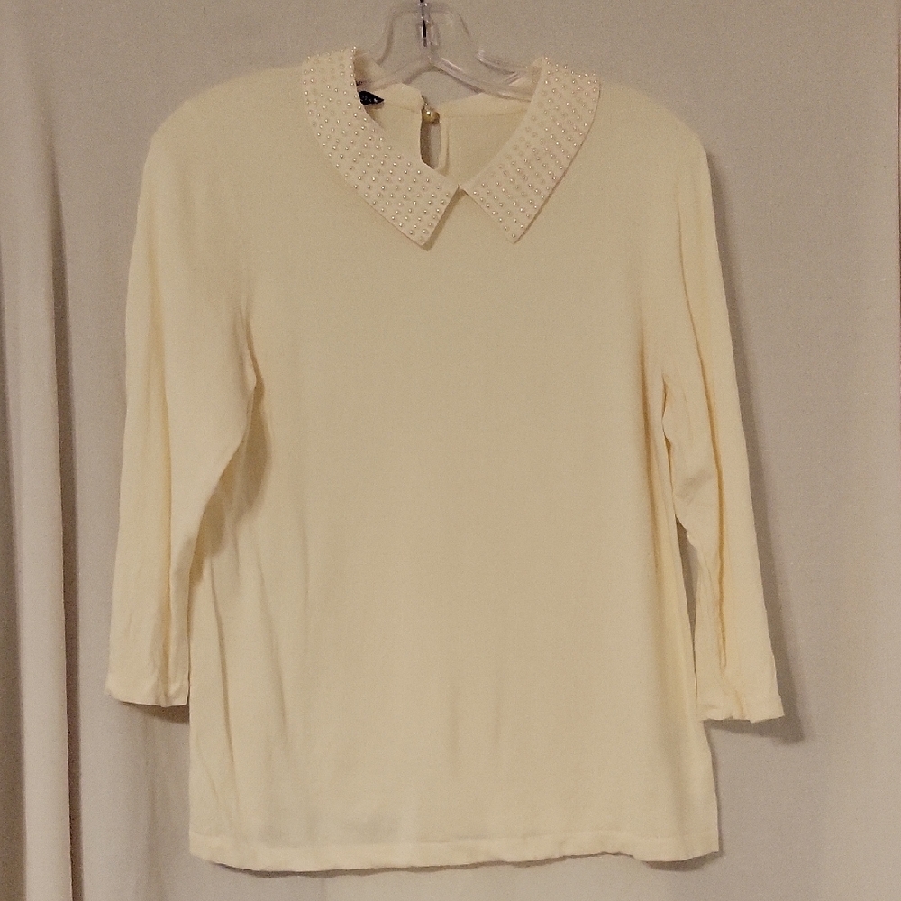 RSVP by Talbots Cream Pearl Beaded Top With Back Neckline Keyhole Opening